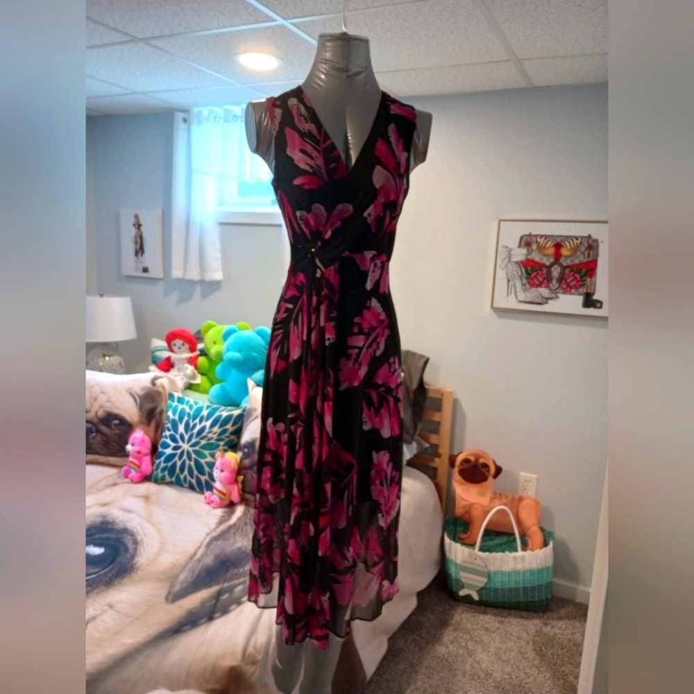 DKNY sleeveless floral design dress